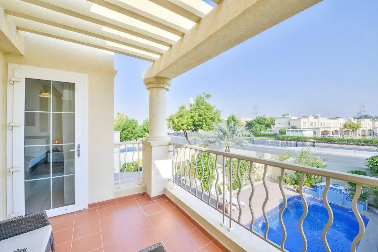 Medlock Villas Dubai 0*,
