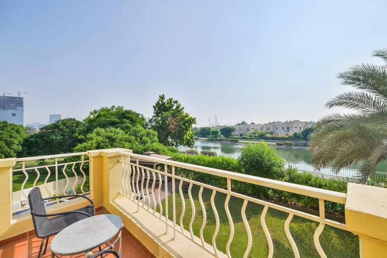Medlock Villas Dubai 0*,